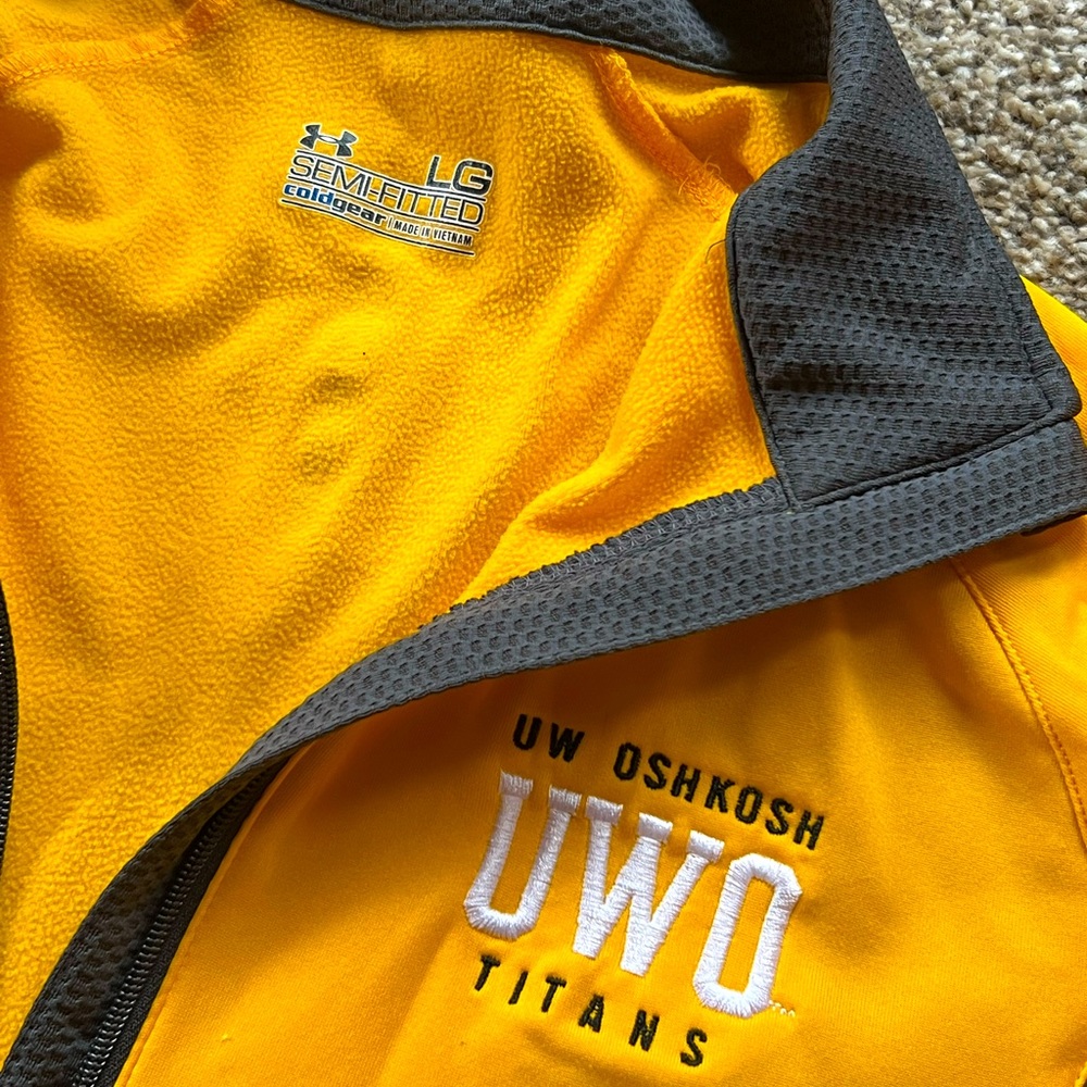 University of Wisconsin Oshkosh UA semi-fitted cold gear 1/4 zip